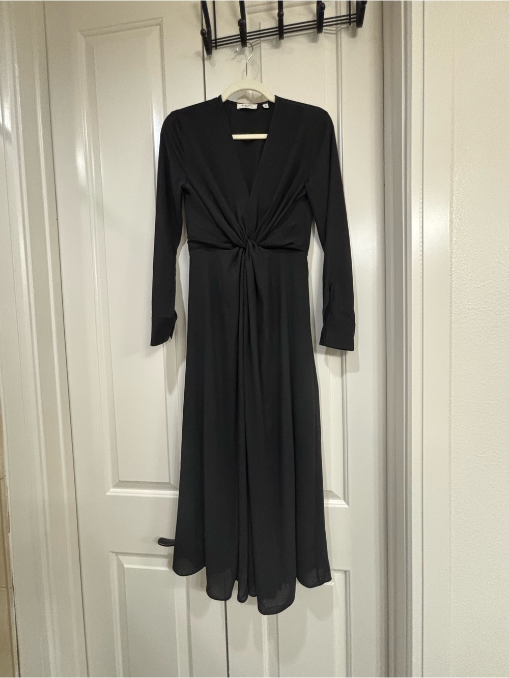 ARITZIA Black Knot-Front Long Sleeve Dress